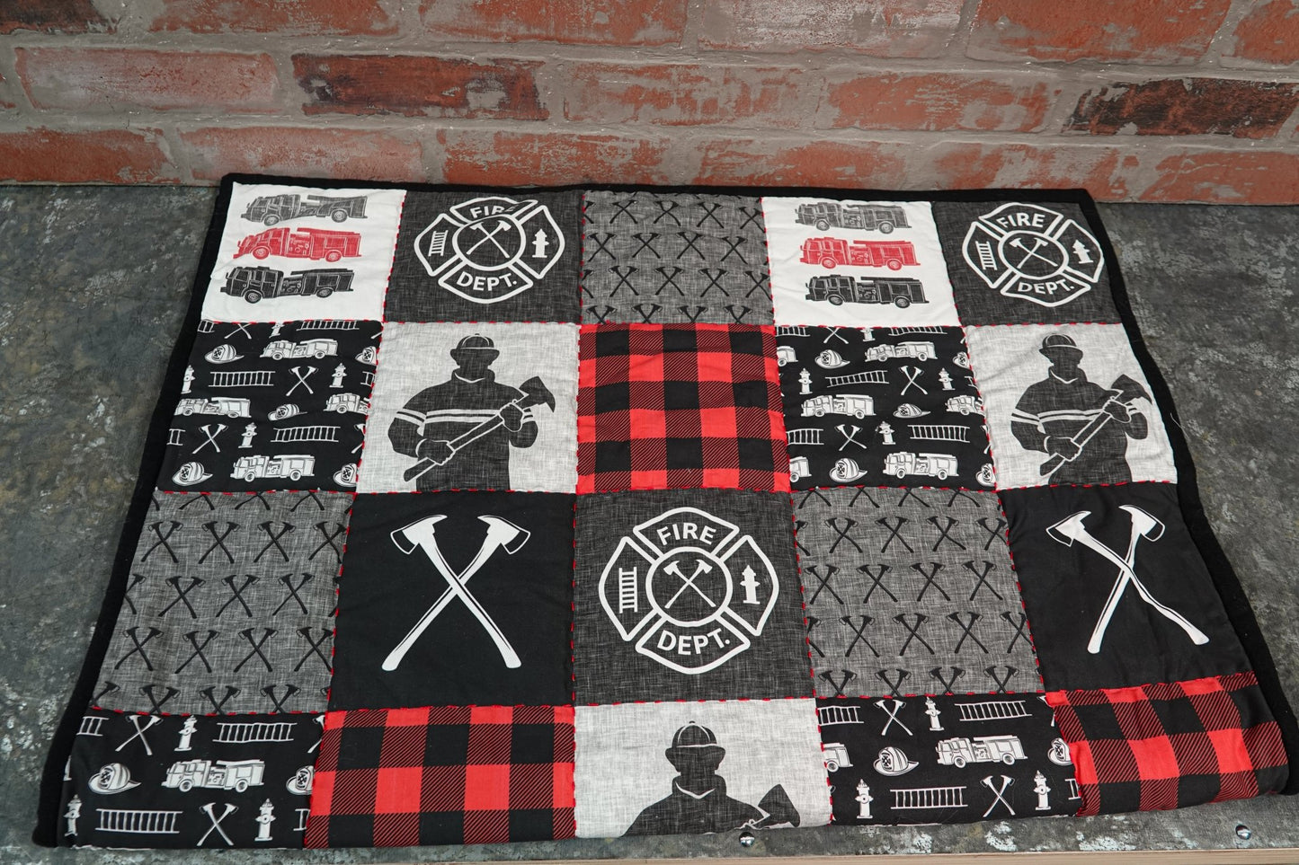 Toddler/Baby Quilt - Grey Fleece Backing - Box 31 Leatherworks