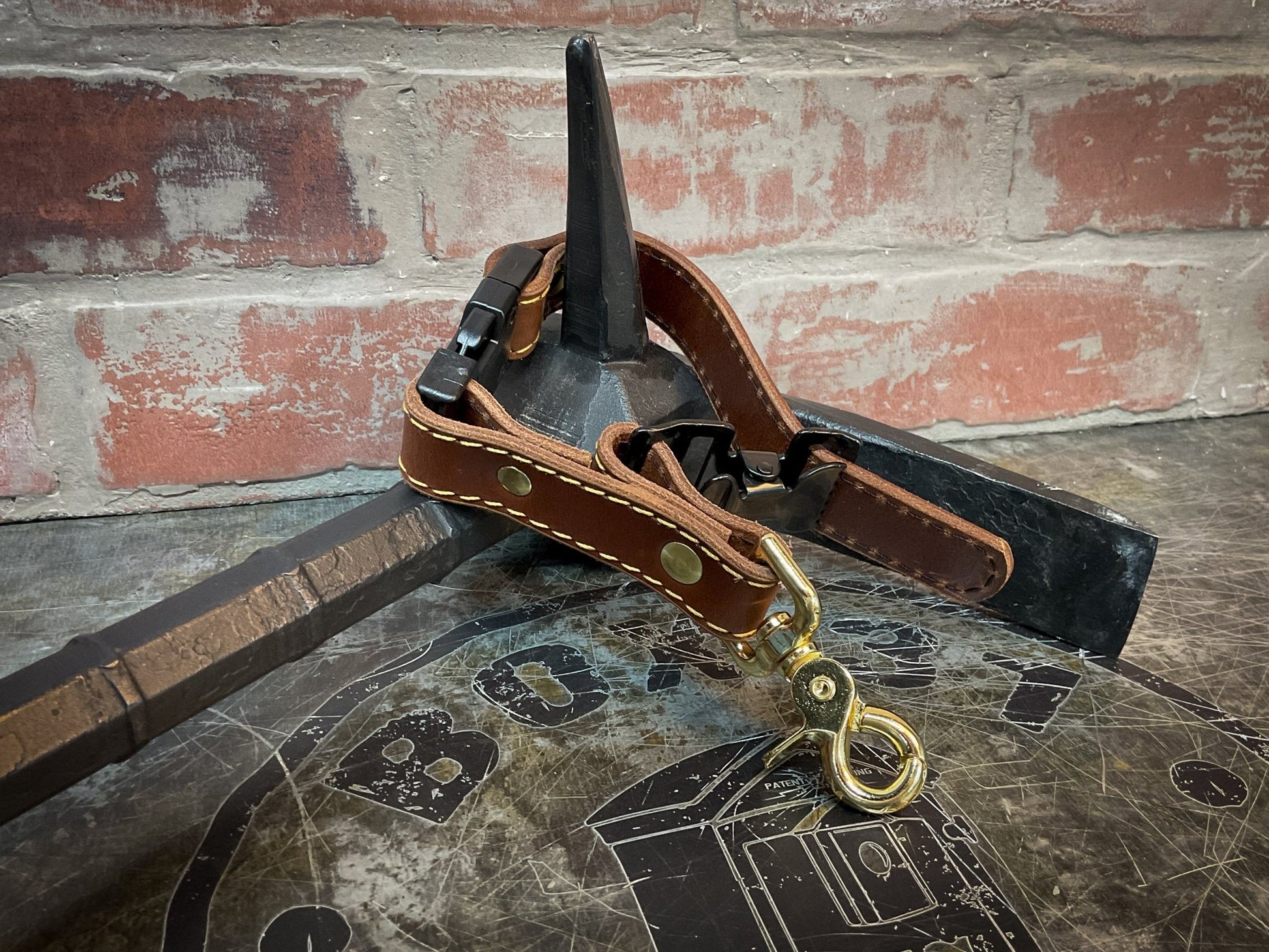 Adjustable Leather Glove Straps - Box 31 Leatherworks