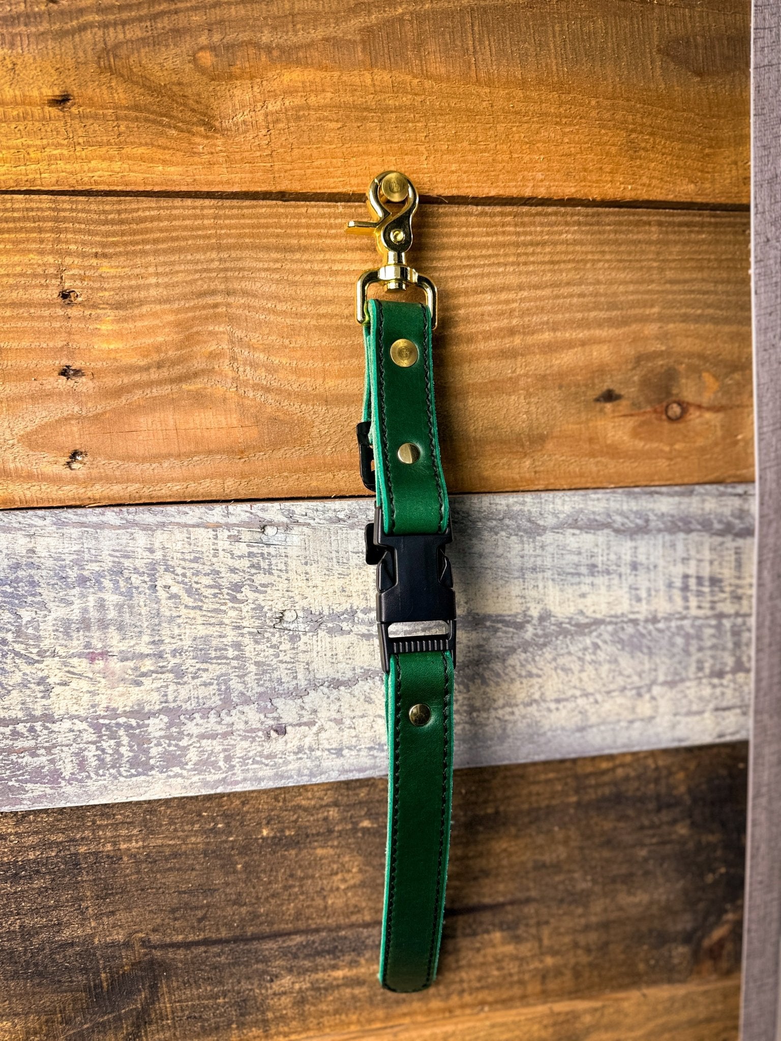 Adjustable Leather Glove Straps - Box 31 Leatherworks