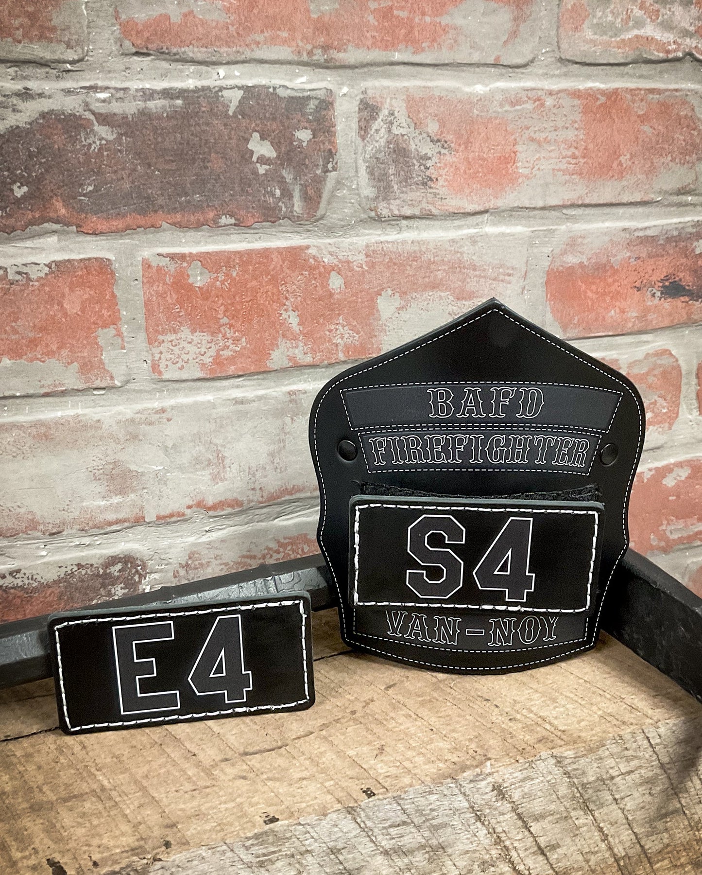 Passport Shield (2-1 Panels) - Box 31 Leatherworks