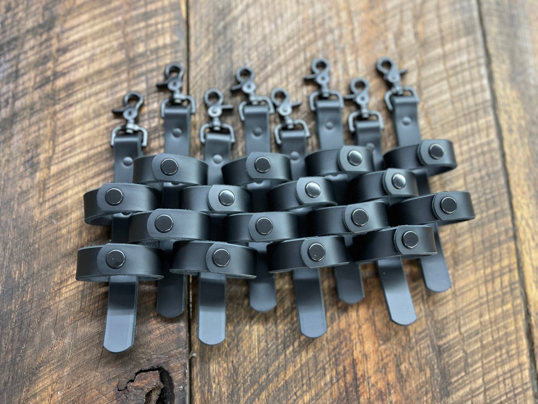 Inverted Leather Flashlight Holder – Box 31 Leatherworks