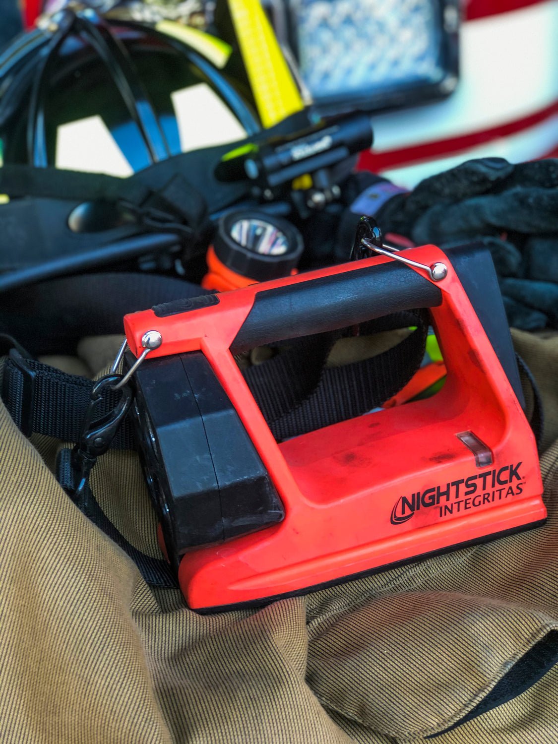 Nightstick XPR - 5582RX INTEGRITAS 82 Intrinsically Safe Lantern w/ Articulating Head - Rechargeable - Box 31 Leatherworks